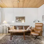 2 Bedroom Awesome In Feriehus