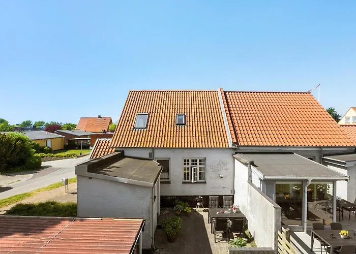 2 Bedroom Awesome In *