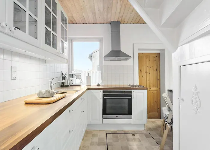 Сasa de vacaciones 2 Bedroom Awesome In Rudkøbing